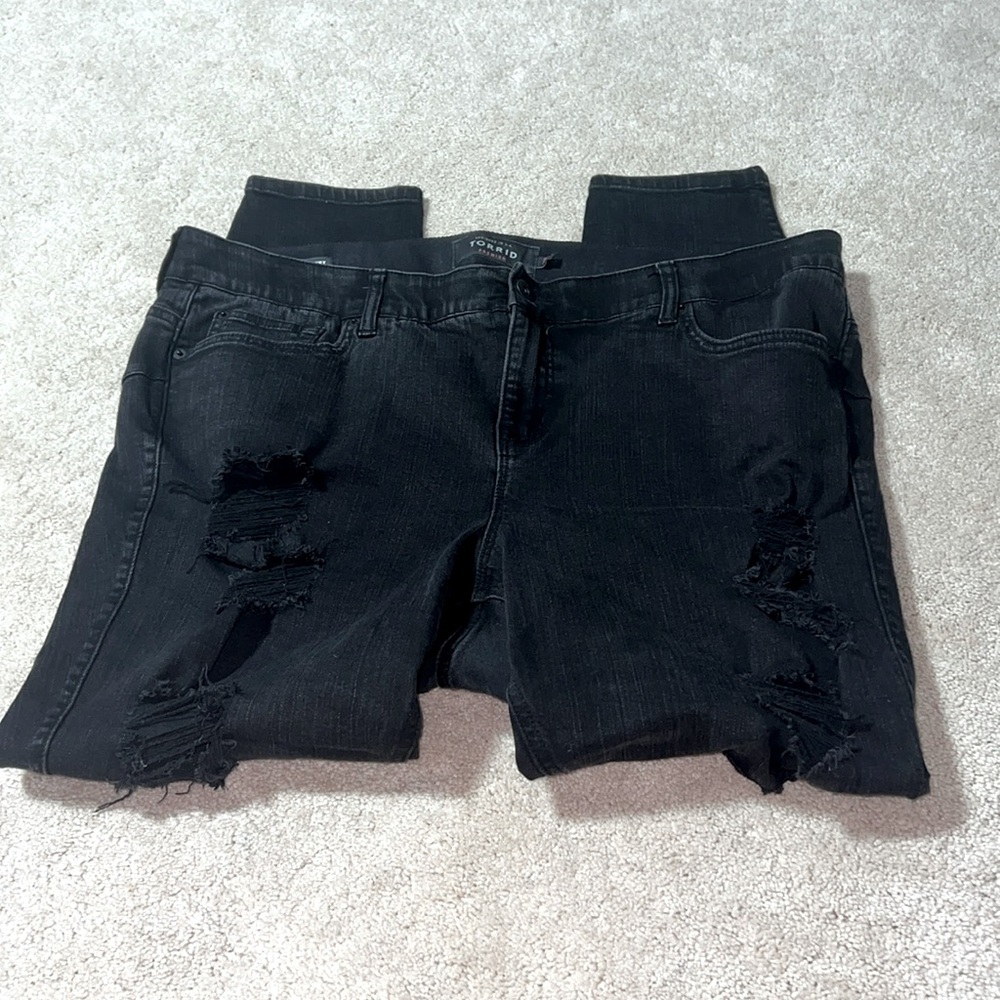 Torrid Black Distressed Bombshell Skinny Jean